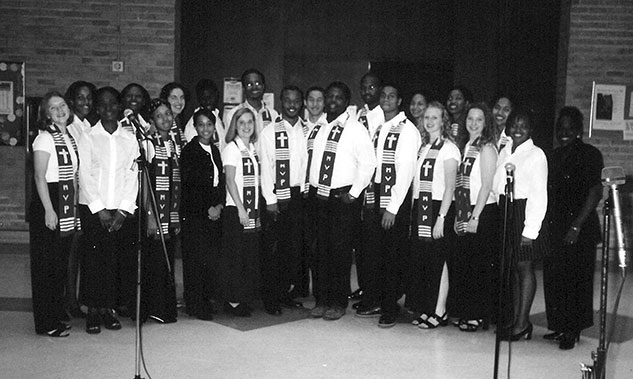 Melodious Voices of Praise in 1999. Courtesy of June Marshall 